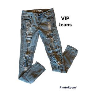 VIP SZ 1/2 Woman’s Jr Light Wash Factory Faded & Distressed Stylish Denim Jeans